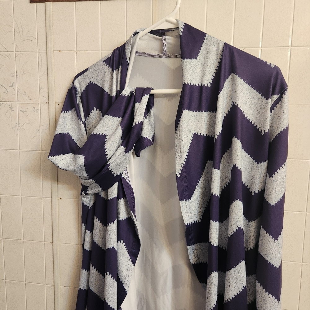 Cardigan - Picture 4 of 4
